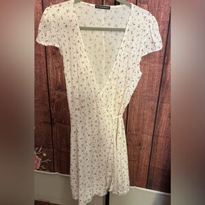 Brandy Melville Women's White and Red Dress